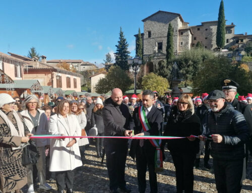 Inaugurata a Greccio la 26ª Mostra Mercato di Natale